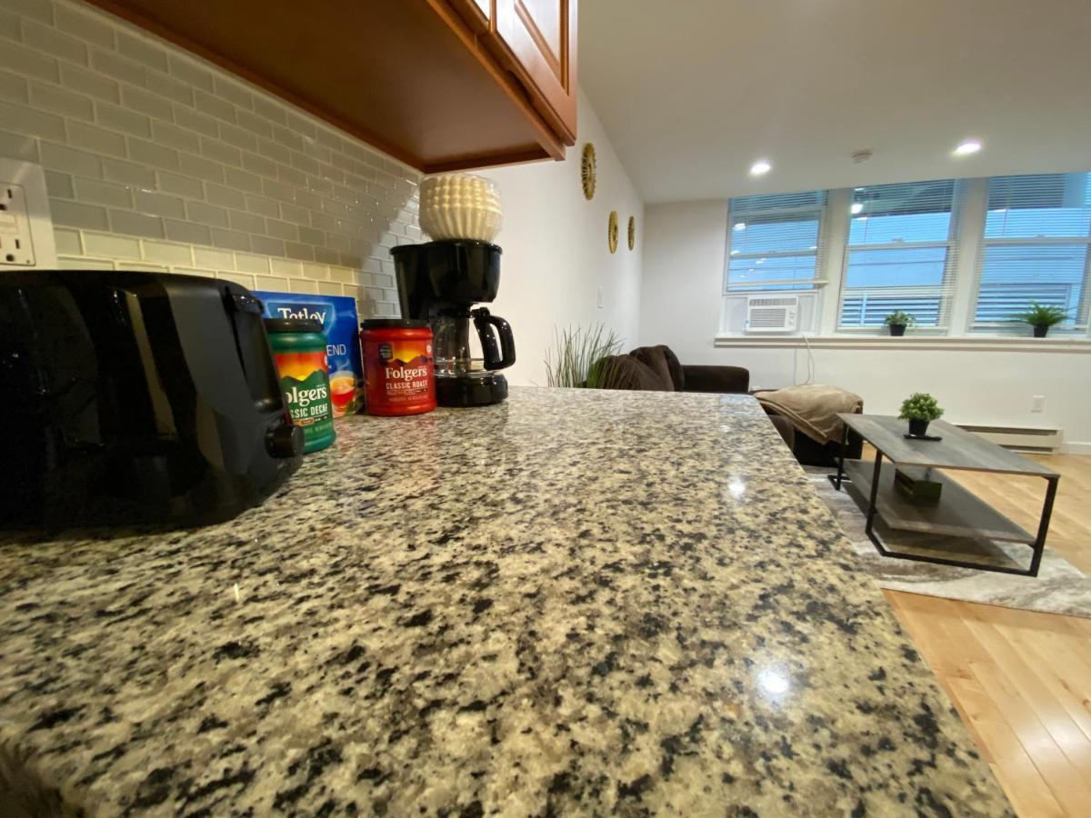 Brand New 2 Bed 2 Bath Apartment Centrally Located フィラデルフィア エクステリア 写真